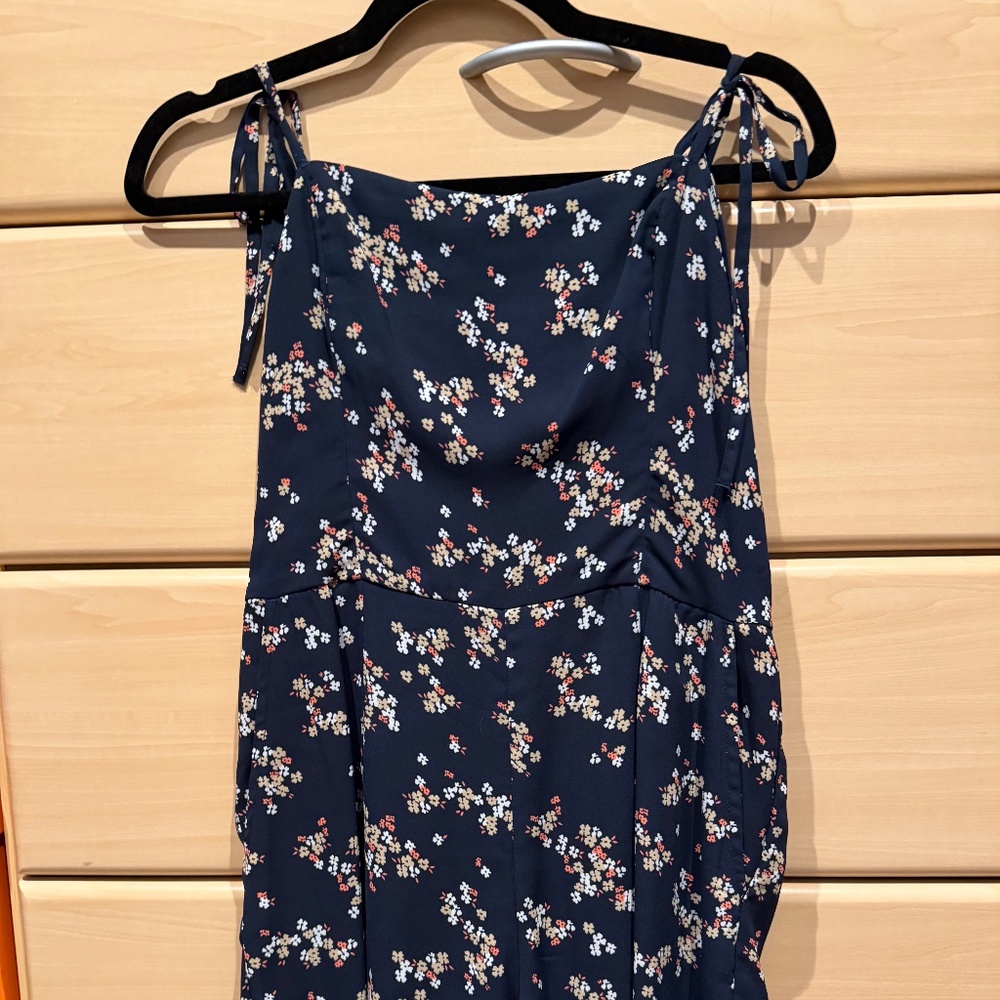Abercrombie & Fitch Shoulder Tie Romper